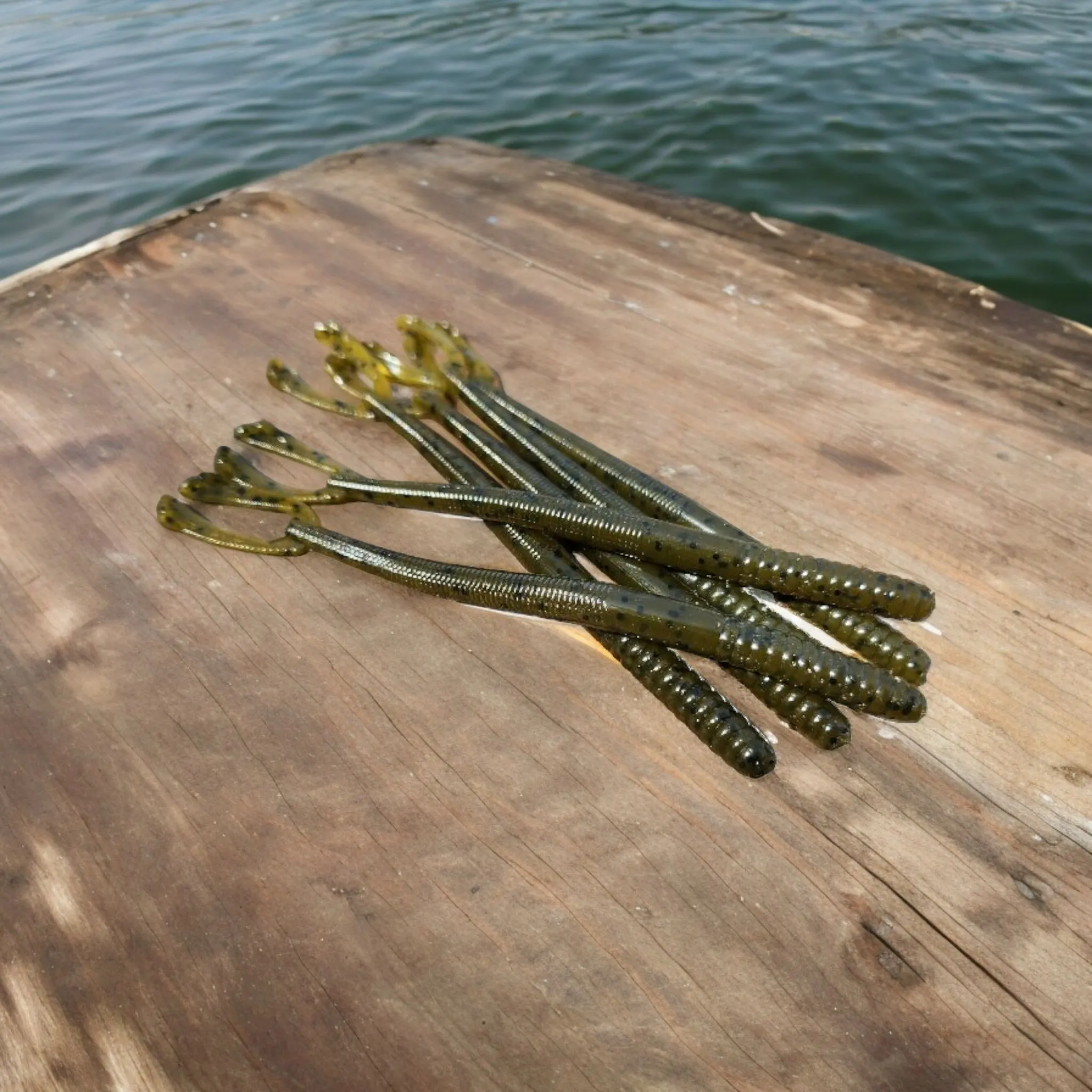 5.5 Kicker Tail Finesse Worm